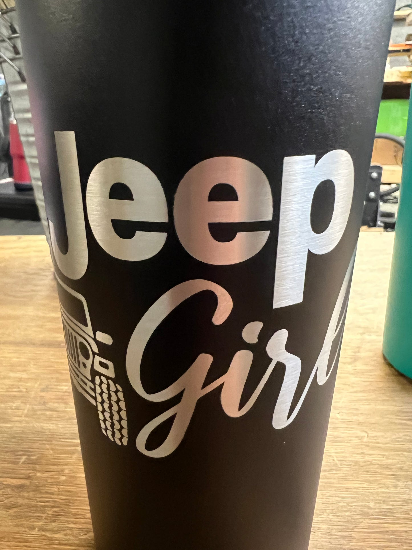 Jeep ThermoFlask 32 oz Straw Cup